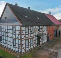 Immobilien-Ensemble: Bungalow Baujahr 2020, saniertes Einfamilienhaus 2016 & ca. 305 m² Nutzfläche - Seesen Herrhausen