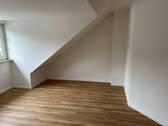 Schlafzimmer mit Arbeitsbereich - 