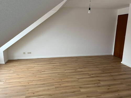 Wohn-, Esszimmer - 