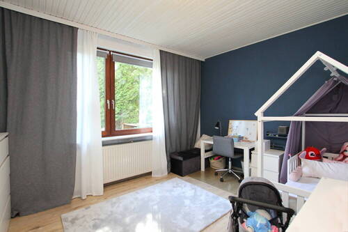 Kinderzimmer Erdgeschoss - 