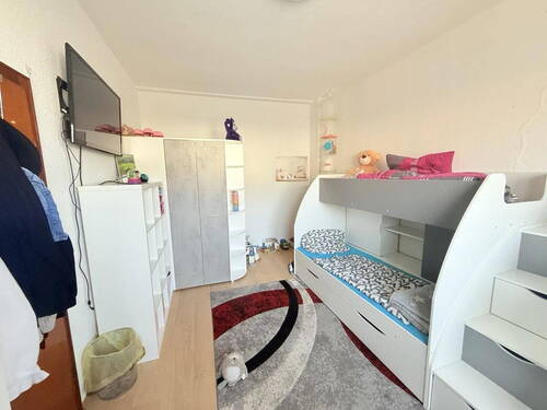 Zimmer 3 - 