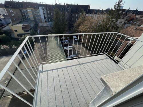 Bild 2 - 2 Zimmer Mehrfamilienhaus, Wohnhaus zum Kaufen in Mannheim