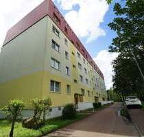 * Dachgeschosswohnung mit EBK, Balkon und Stellplatz * ab 01.02.26 - Dessau-Roßlau