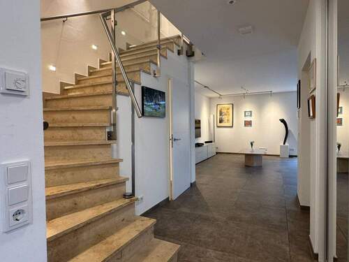 4_Eingangsbereich - Reihenendhaus mit 273,00 m&sup2; in Grevenbroich zum Kaufen