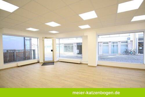 Ladenfläche11.jpg - Gewerbefläche für Büro, Lager oder Laden am Rathausplatz