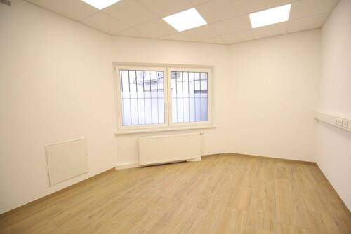 Büro.jpg - 2 Zimmer Gewerbeobjekt (Büro, Produktion, Verkauf) in Ingolstadt