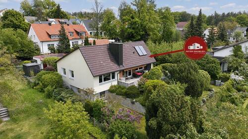 Titelbild - Charmantes EFH mit traumhaft eingewachsenem Garten in Burgthann