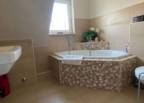Bad - Wohnung 2. Geschoss - 
