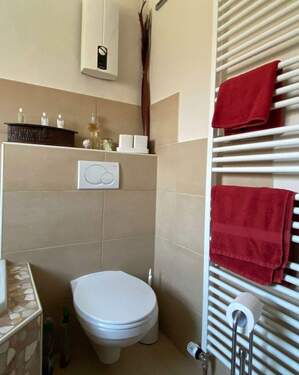 Bad - Wohnung 2. Geschoss - 