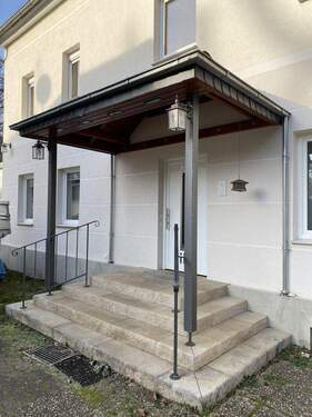 Haupteingang - 