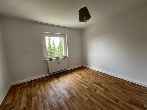 Zimmer 3 - 
