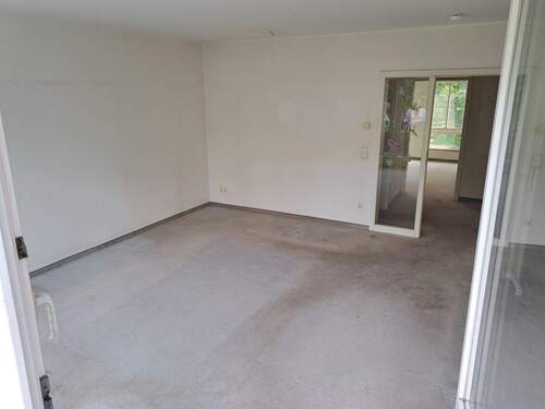 Zimmer.jpg - 2 Zimmer Etagenwohnung in Berlin