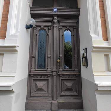 Eingangstür Bahnhofstr. - 