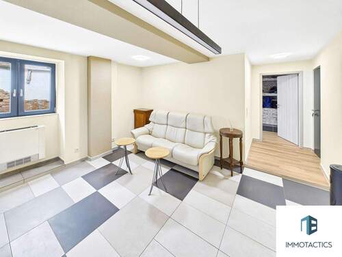 Wohnzimmer EG - 5 Zimmer Einfamilienhaus zum Kaufen in Monzingen