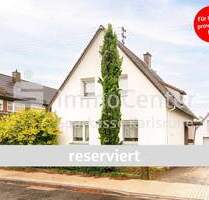 Einfamilienhaus in Karlsruhe-Grünwinkel mit großem Grundstück und viel Potenzial - Karlsruhe/Grünwinkel