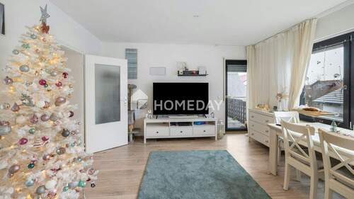 Wohnzimmer 1 - 5 Zimmer Etagenwohnung in Manching (OG)