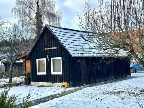 Schuppen - Doppelhaushälfte mit 136,00 m&sup2; in Pfaffenhofen an der Roth zum Kaufen