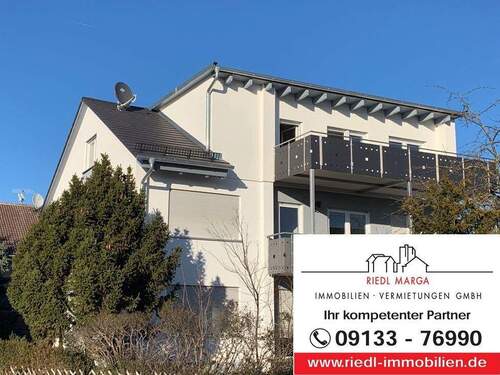 Wohnen im Erdgeschoss - 4-Zimmer-Wohnung in Baiersdorf - mit Terrasse und Gartenanteil Blick in den Wiesengrund!