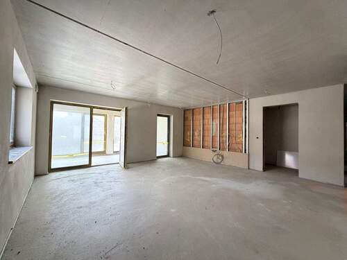 Wohnen/Essen/Kochen - 3 Zimmer Etagenwohnung zur Miete in Deggendorf