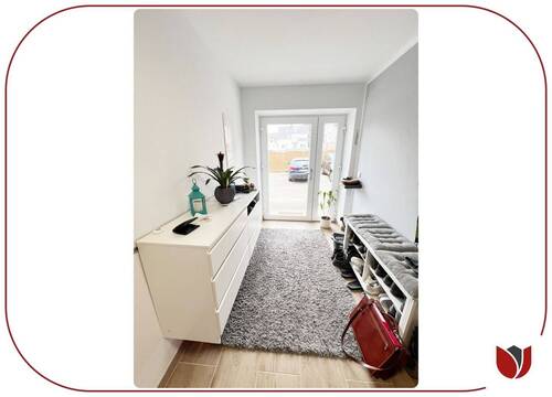 Diele - Eingangsbereich - 3 Zimmer Mehrfamilienhaus, Wohnhaus in Solingen