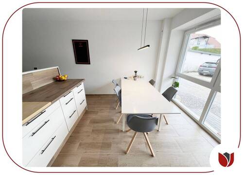 Offene Küche mit Essbereich - 