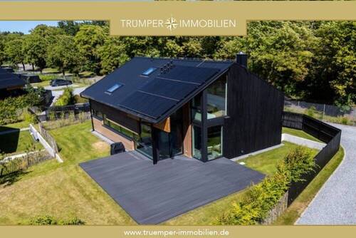 Titelbild - NEUBAU Luxushaus am See - nur 4 km von der Ostsee entfernt