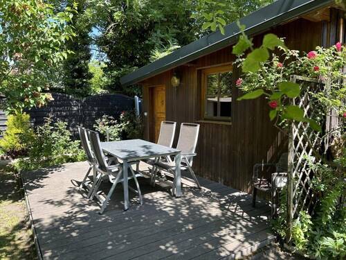 Gartenhütte mit Bauernstube und Südterrasse - 