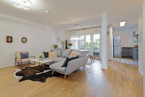 Wohnbereich - 3 Zimmer Etagenwohnung zur Miete in Düsseldorf / Pempelfort