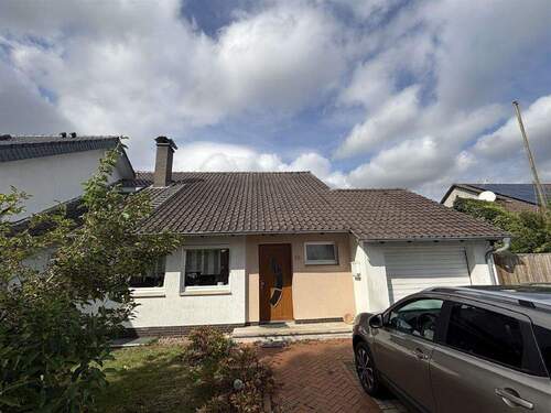 Bild1 - Gemütliche Doppelhaushälfte in Siedlung