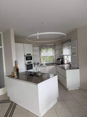 Küche - 6 Zimmer Einfamilienhaus zum Kaufen in Steinberg am See