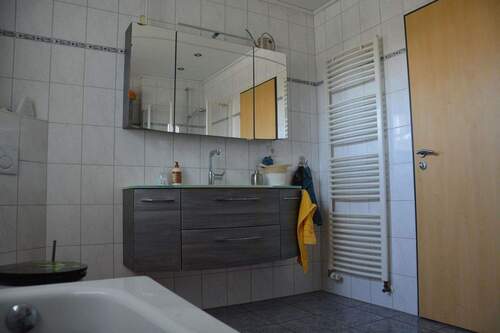 Badezimmer Erdgeschoss - 
