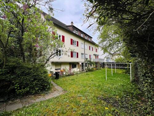 Ansicht Hinterhof - 2 Zimmer Etagenwohnung zum Kaufen in Lörrach