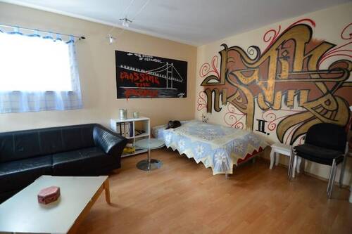 Zimmer 1 - 
