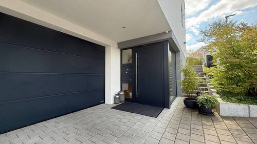 Eingang - 4 Zimmer Einfamilienhaus in Sinsheim / Waldangelloch