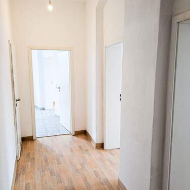 Flur - 3 Zimmer Etagenwohnung zum Kaufen in Görlitz