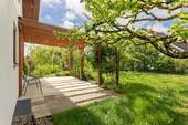 Terrasse mit Pergola - 7 Zimmer Einfamilienhaus in Waldshut-Tiengen