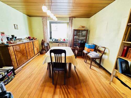 Esszimmer Erdgeschoss - Einfamilienhaus mit 140,00 m&sup2; in St. Wendel zum Kaufen