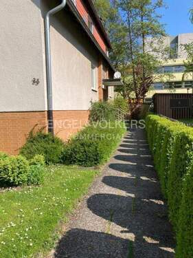 Fußweg_Eingang - Einfamilienhaus in Göttingen zum Kaufen