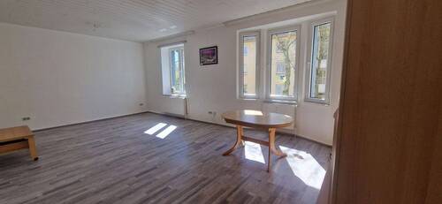 Bild 2 - 2 Zimmer Etagenwohnung zur Miete in Bochum