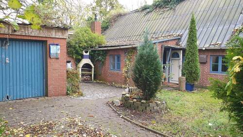 Hof.jpg - Ehemaliges Bauernhaus - 199.000,00&nbsp;EUR Kaufpreis, ca.&nbsp; 150,00&nbsp;m&sup2;&nbsp;Wohnfl&auml;che