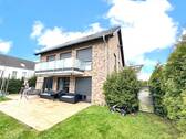 Hausansicht Rückseite - 7 Zimmer Einfamilienhaus in Neuss