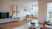 Haushälfte rechts EG Wohnzimmer Perspektive vom Sofa hell - 