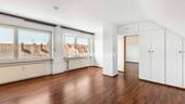 Wohnzimmer 1 - Helle Wohnung mit Einbauküche in Nürnberger Altstadt