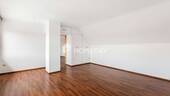 Wohnzimmer 2 - 2 Zimmer Etagenwohnung zum Kaufen in Nürnberg