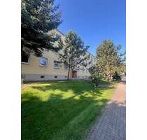 schöne 4-Raum Wohnung mit Balkon - Gröningen Großalsleben