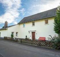 Traumgrundstück mit Weitblick - charmantes Einfamilienhaus im Pleiser Hügelland - Königswinter / Quirrenbach
