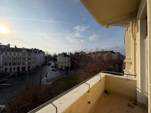 Balkon mit Stadtblick - 