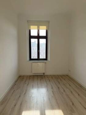Helle Wohnung mit Balkon - 