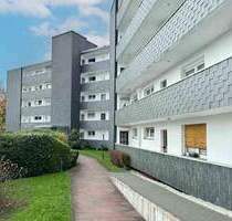 Raum für Alltag & Ideen: 3-Zi.-Erdgeschosswohnung mit großem, überdachtem Balkon - Heiligenhaus Mitte