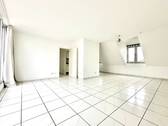 Wohnzimmer - Etagenwohnung mit 94,60 m&sup2; in Neuss zum Kaufen